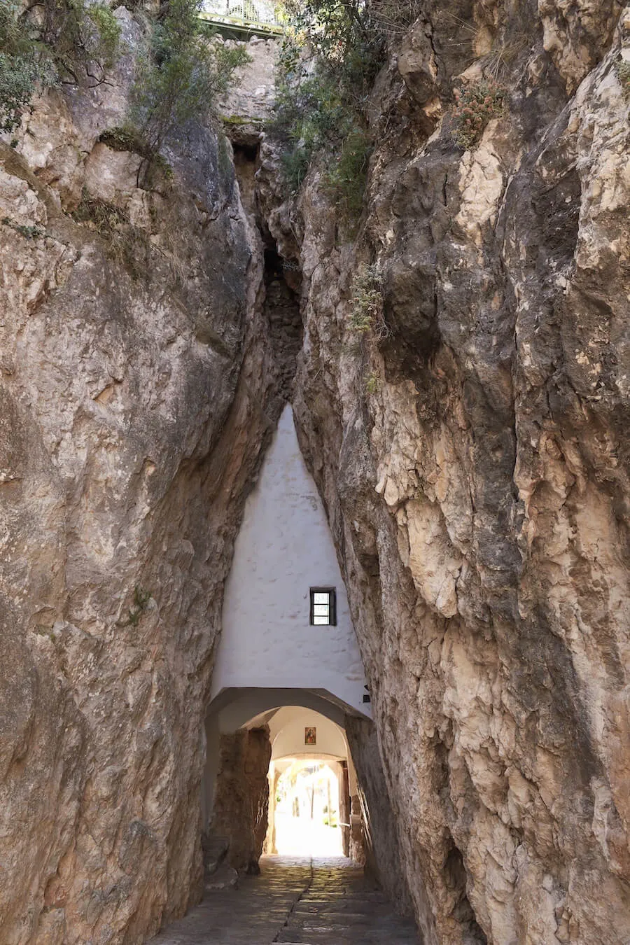 Your experience at Guadalest and Algar Waterfalls Tour