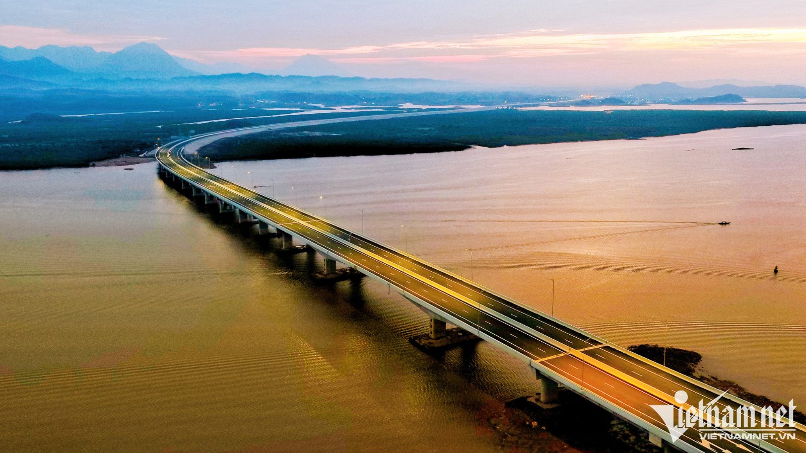Ho Chi Minh to Mui Ne Private Car Transfer