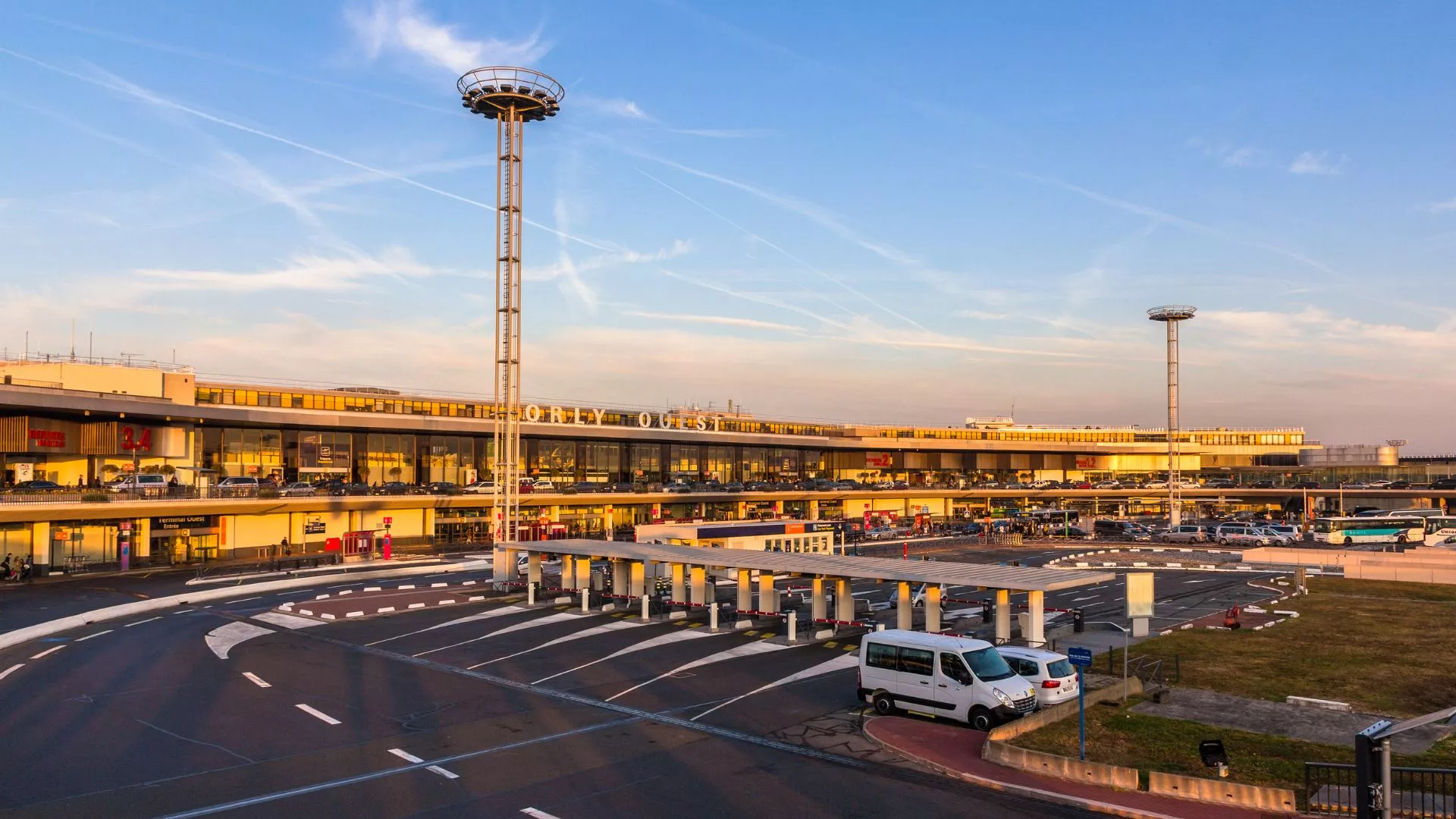 Orly Airport Transfer to Paris Overview