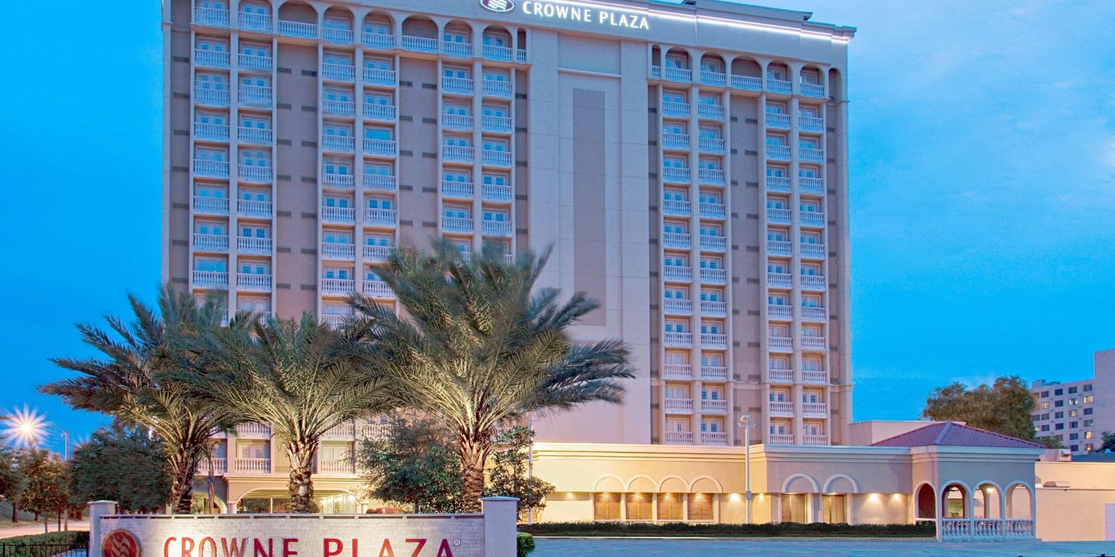 Crowne Plaza JFK