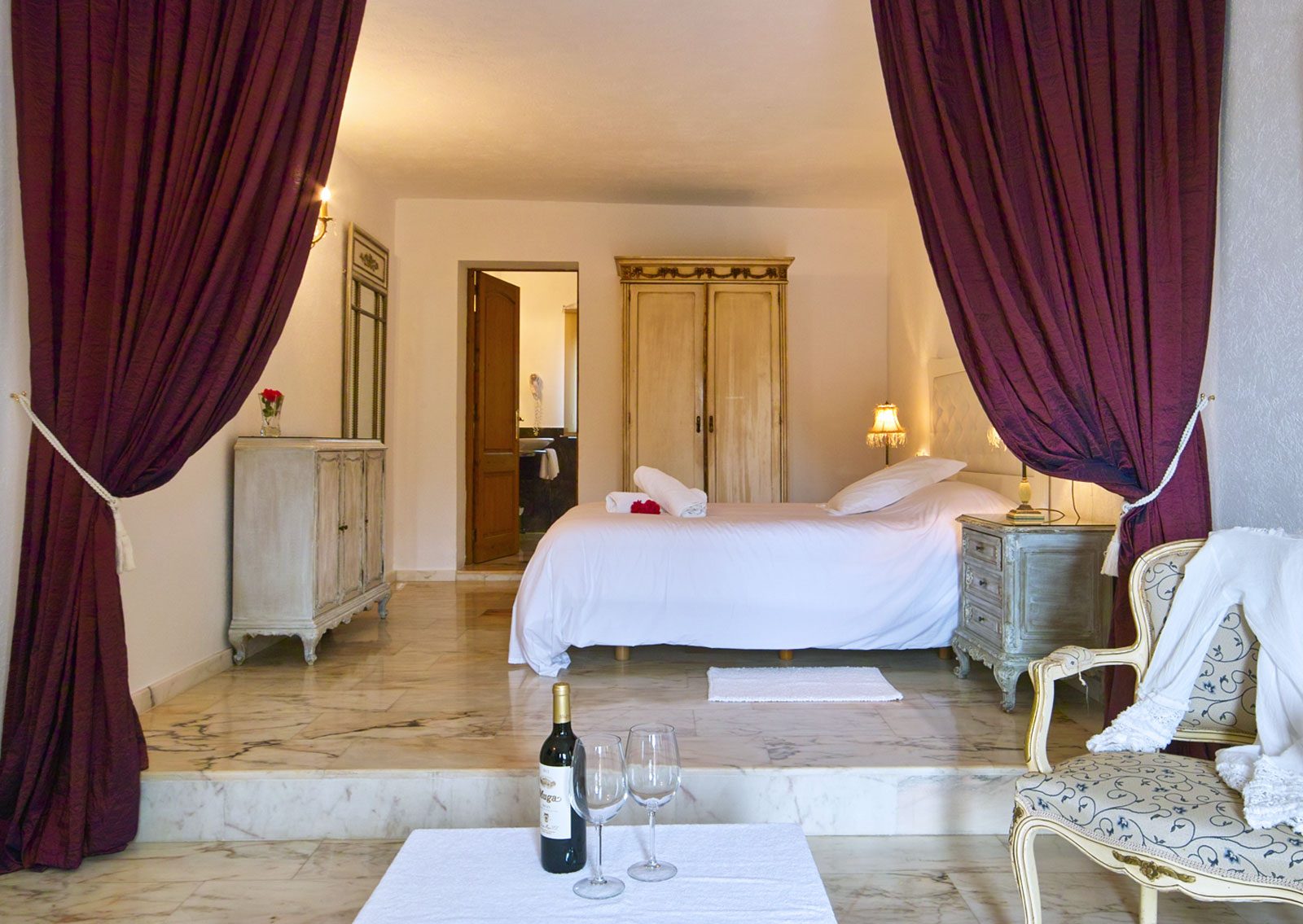 Maries Guesthouses