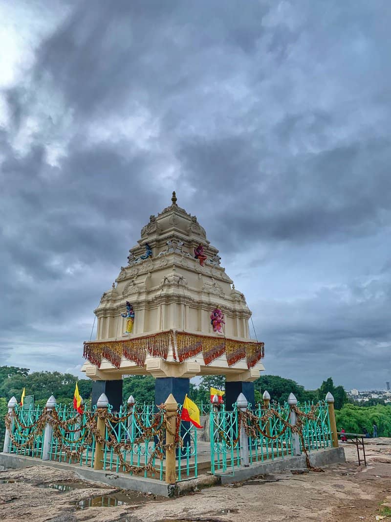 Roca de Lalbagh y Torre de vigilancia de Kempegowda