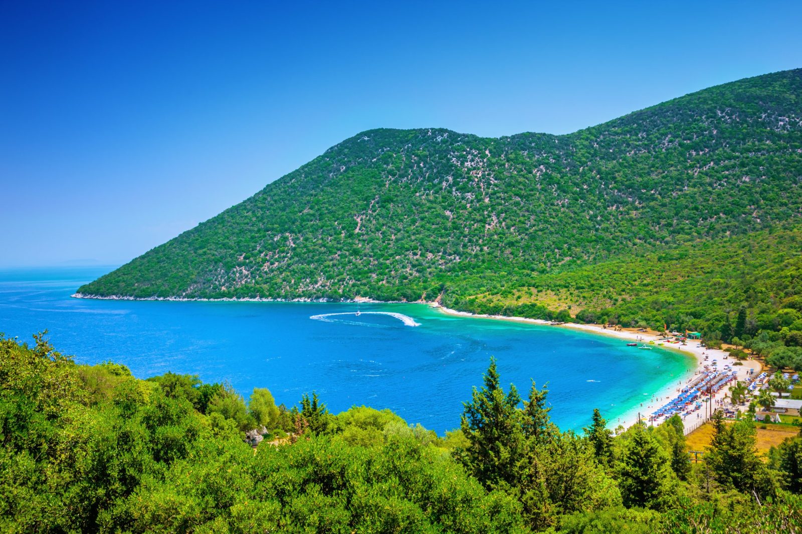Antisamos Beach