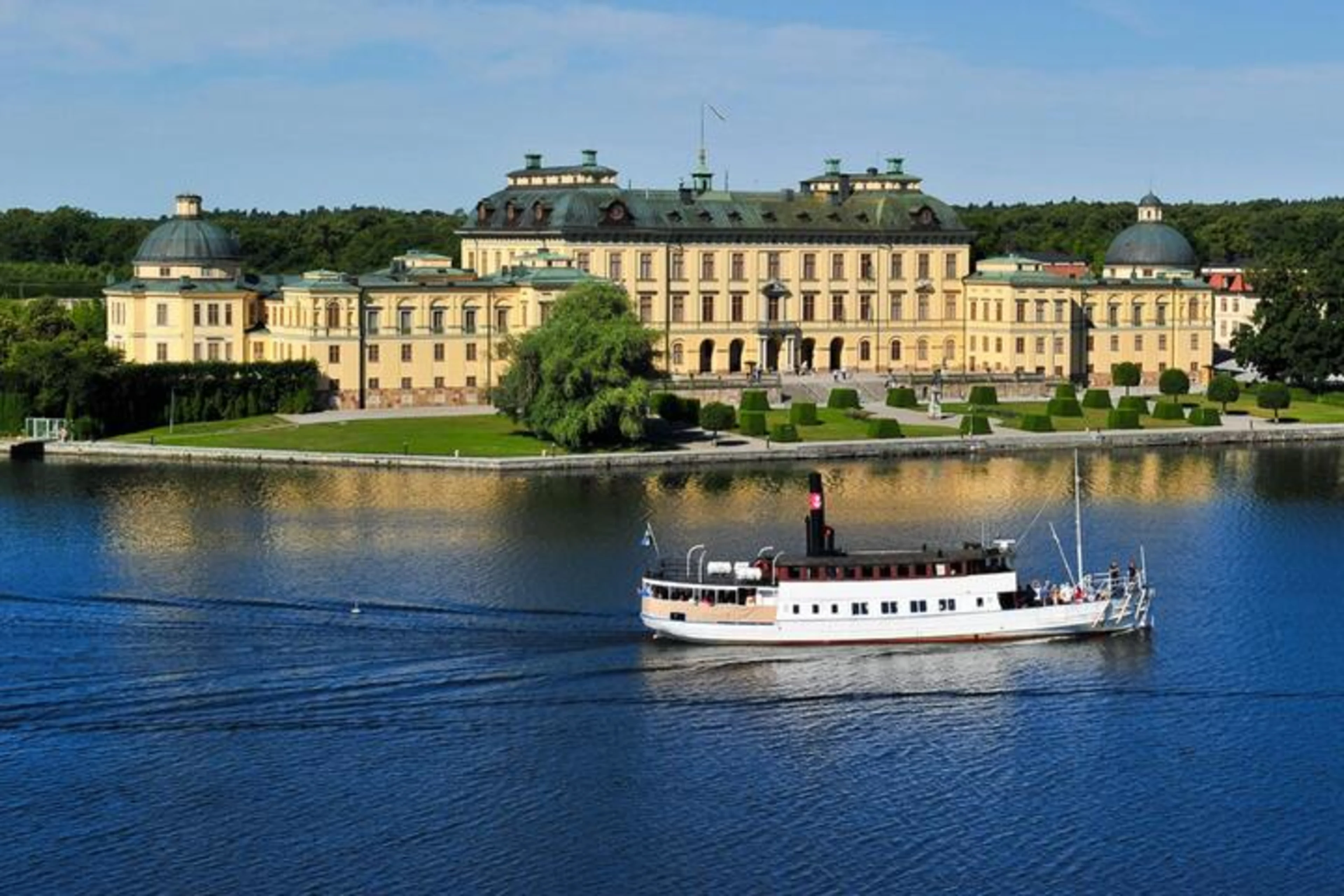 Cruise to Drottningholm Palace