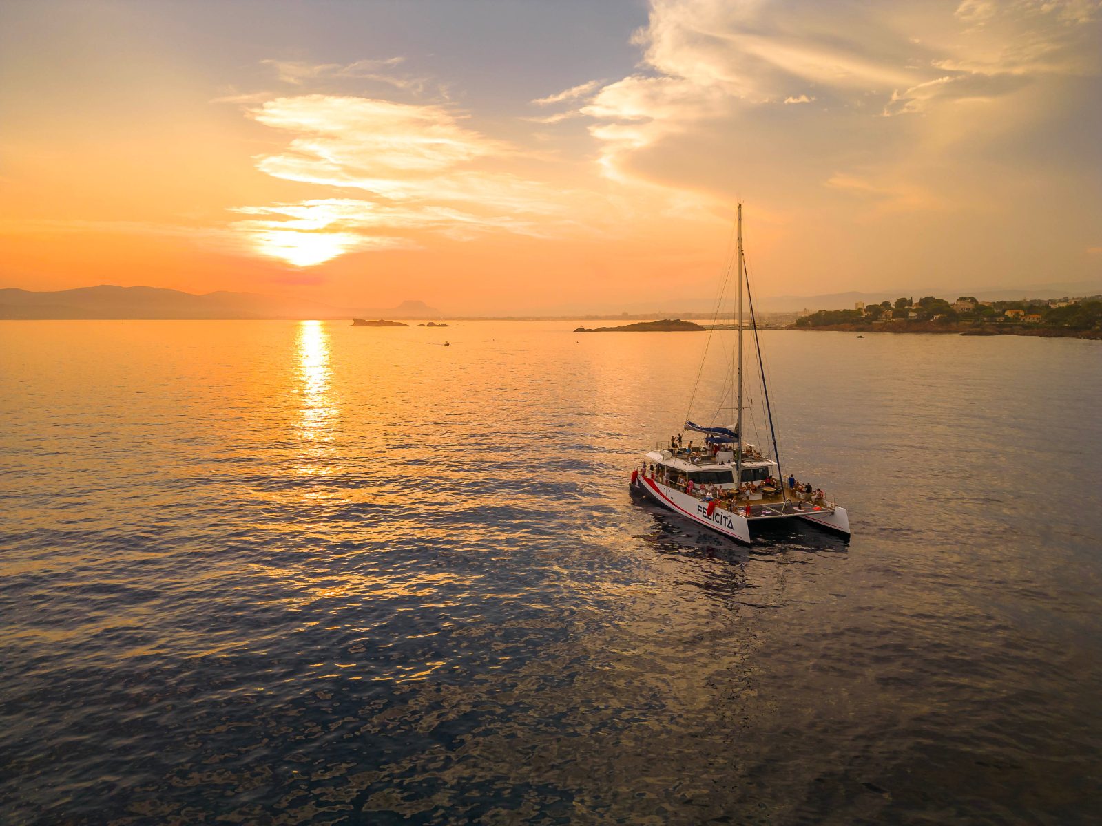 Catamaran Saint Raphael Apero