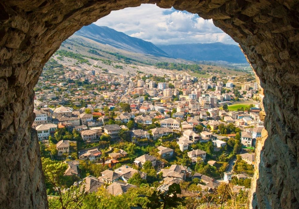 Saranda to Gjirokaster Taxi