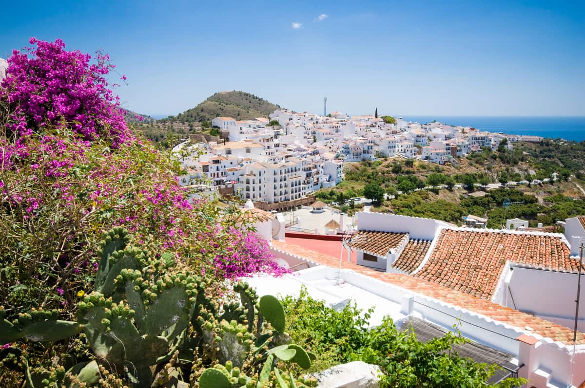 Distance From Nerja to Frigiliana