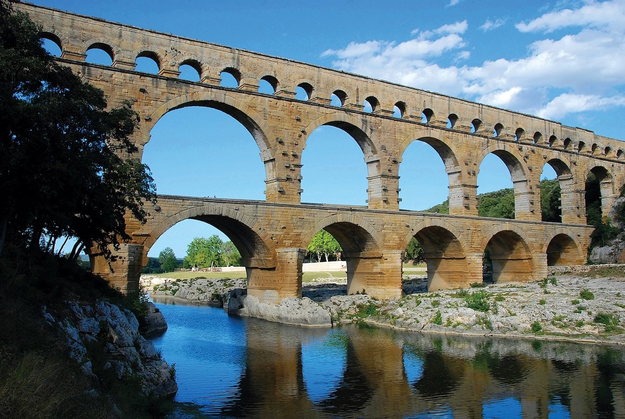Aigualit Aqueducts