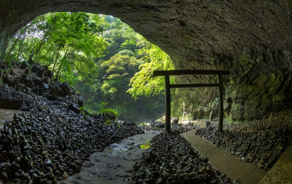 Amano Iwato Shrine