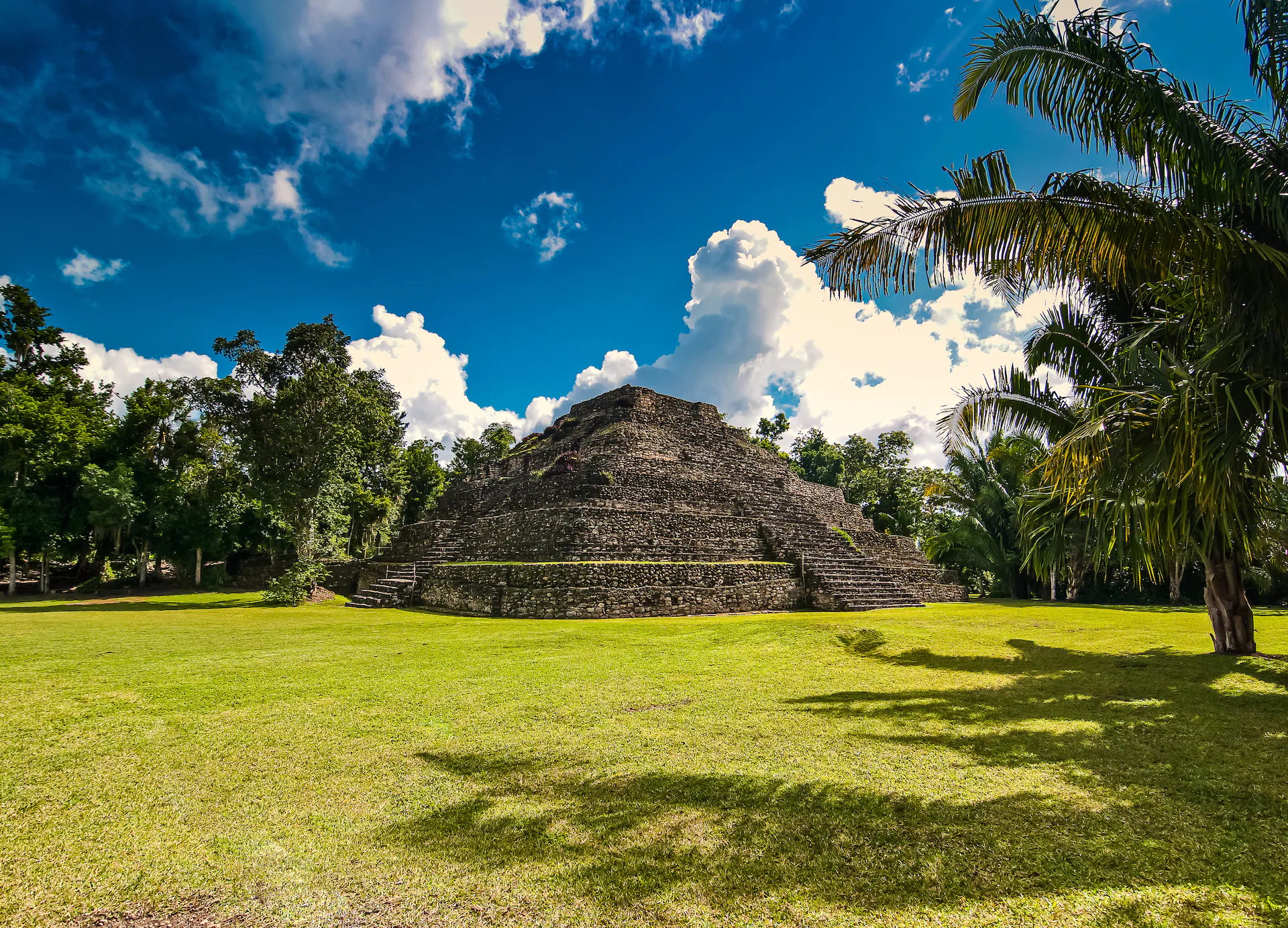 Can You Climb the Chacchoben Mayan Ruins