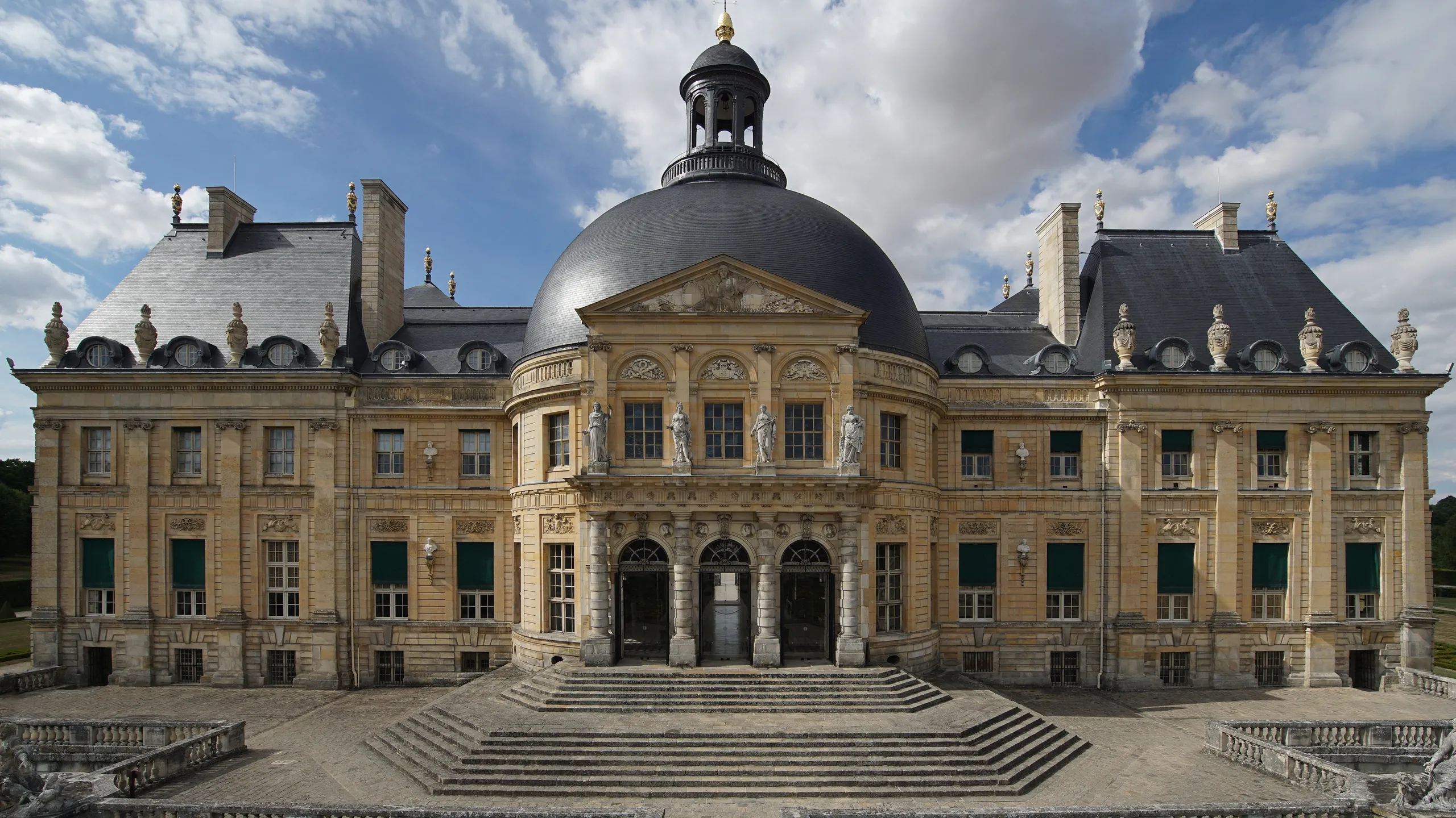 Why Is Le Château De Vaux-le-vicomte Famous