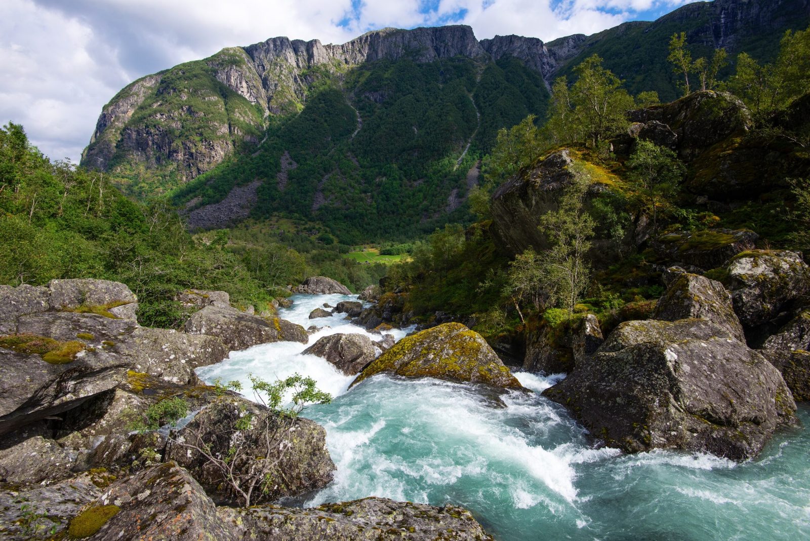 Bondhusdalen Trail Bend