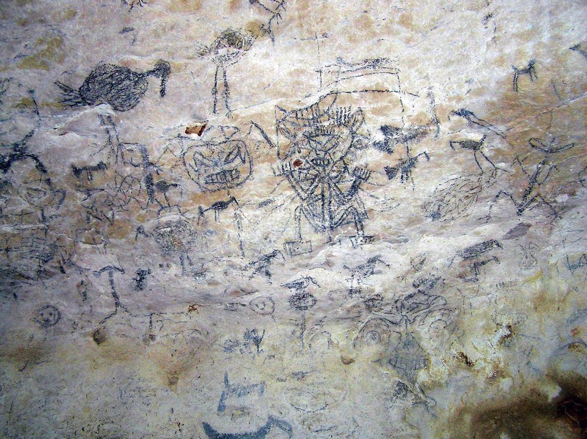 Cueva de la Línea