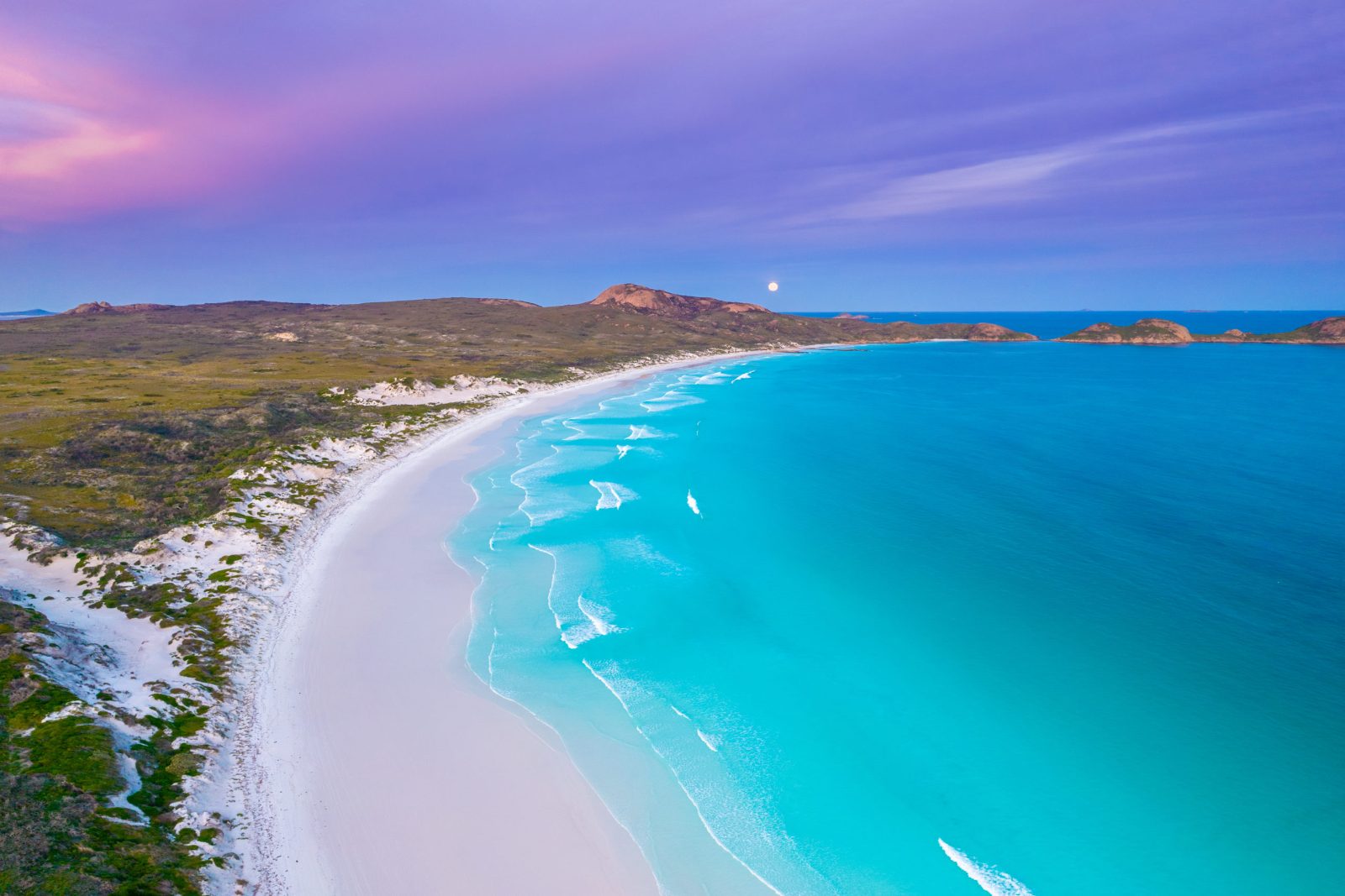 Lucky Bay Shoreline
