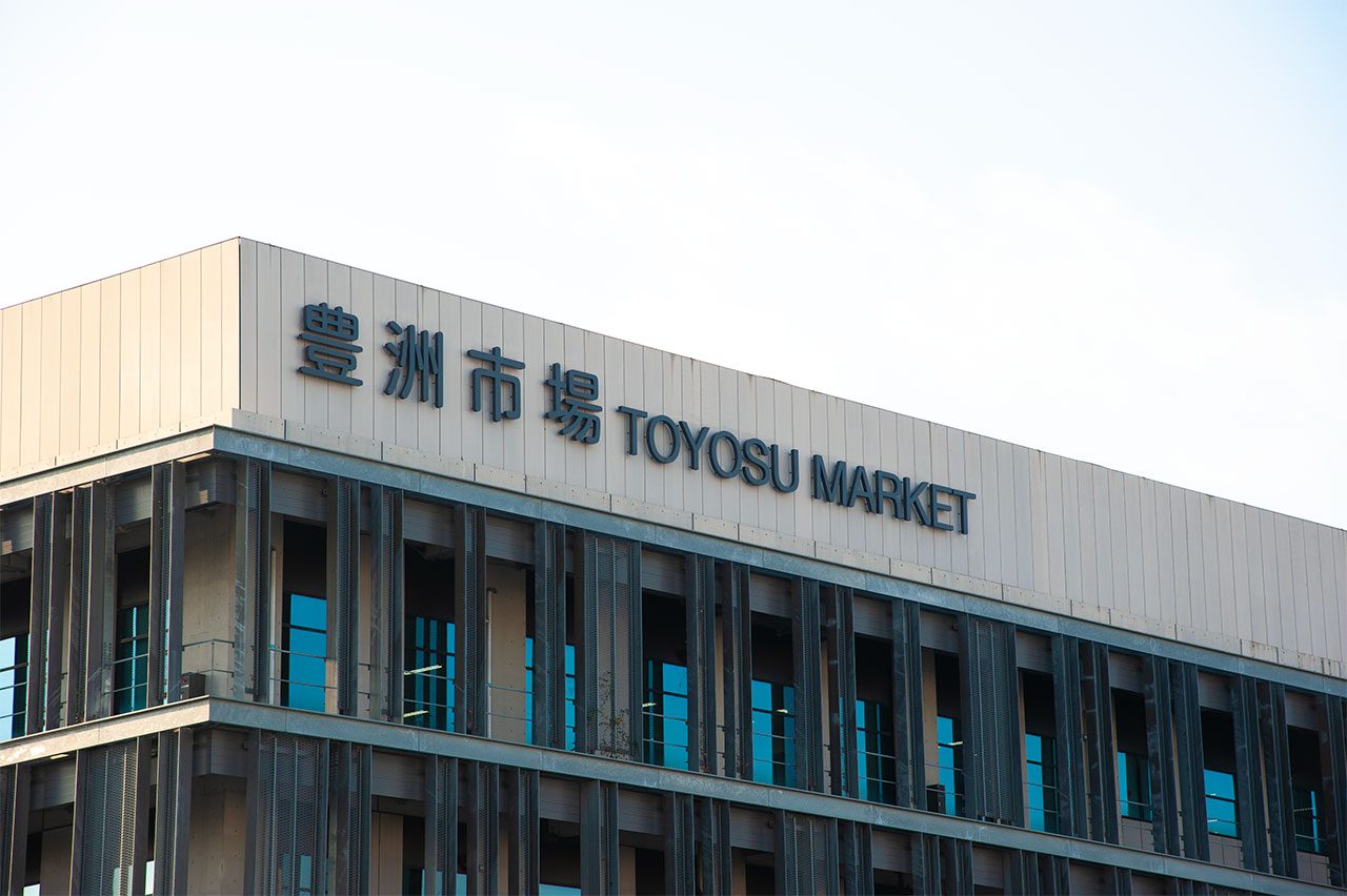 Outdoor Plaza Entrance