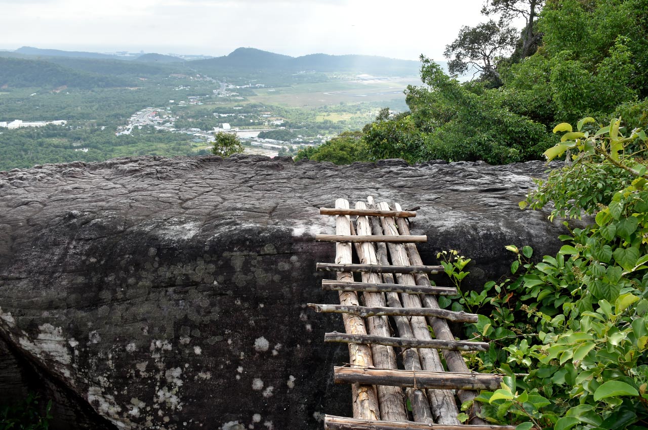 Ridge Path
