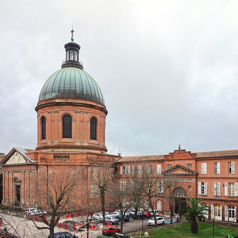 Saint-Cyprien neighborhood