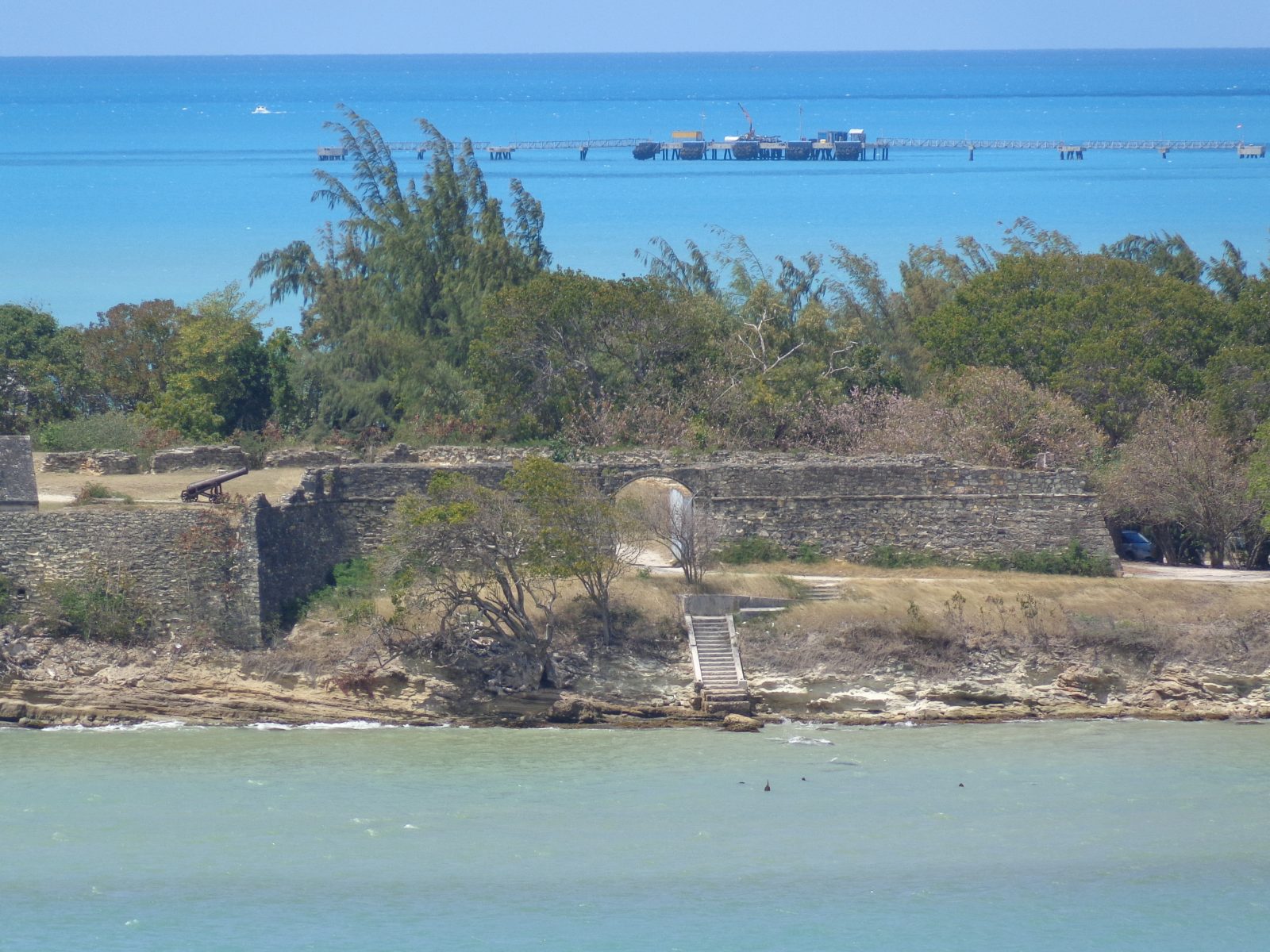 Fort James Ruins Archway