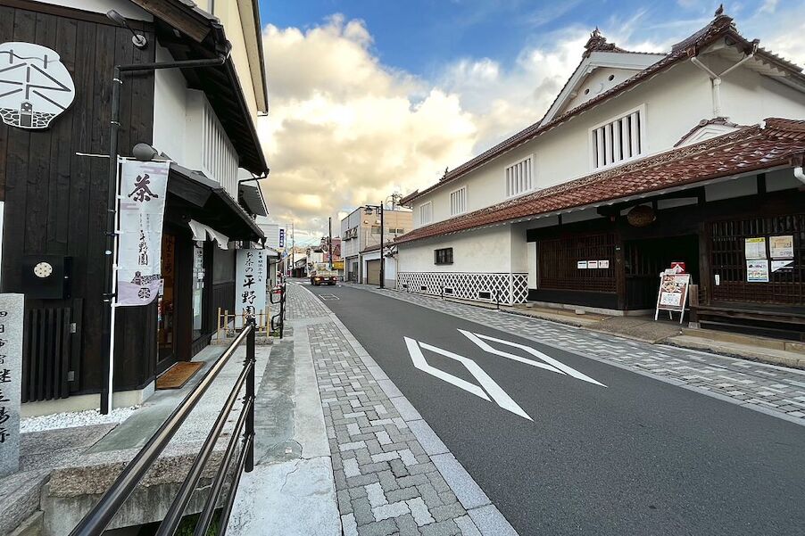 Sakagura-dori Street