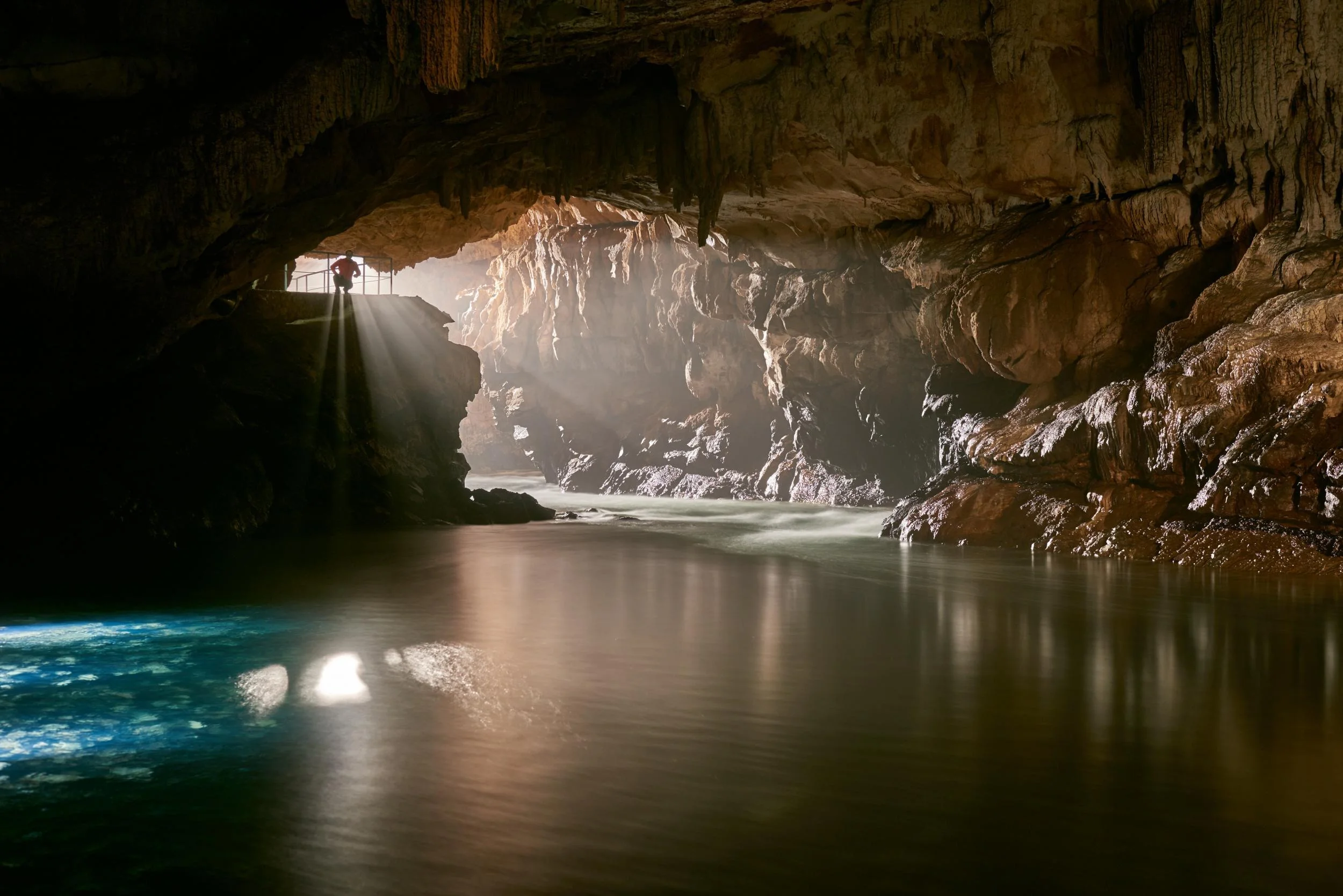 The Cavern Light Show