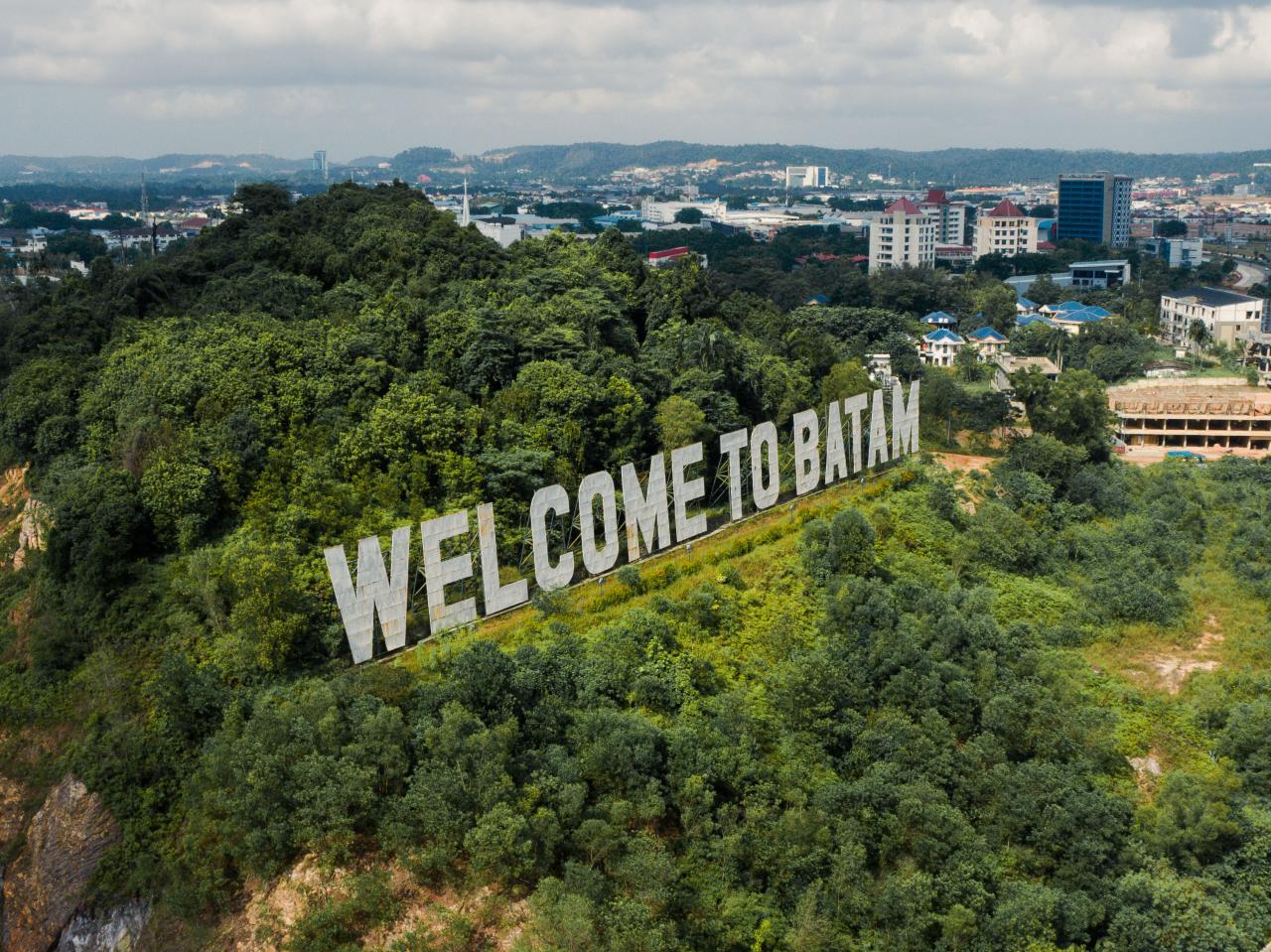 Welcome to Batam Monument