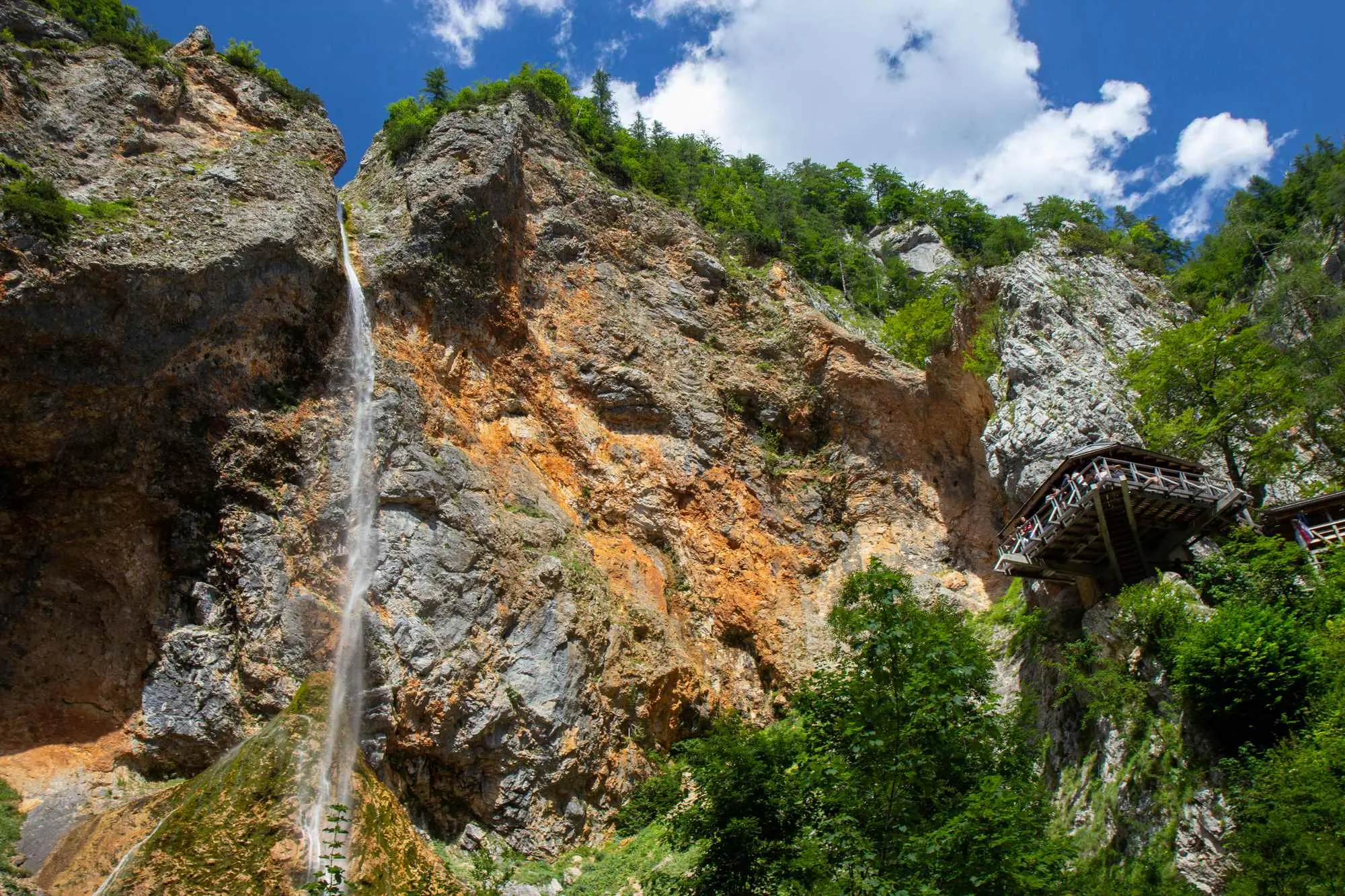 Rinka Waterfall