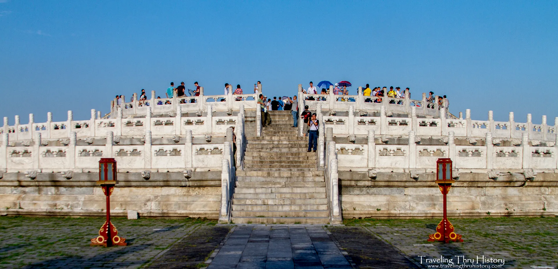 Circular Mound Altar