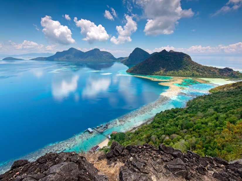 Crater Lagoon Overlook