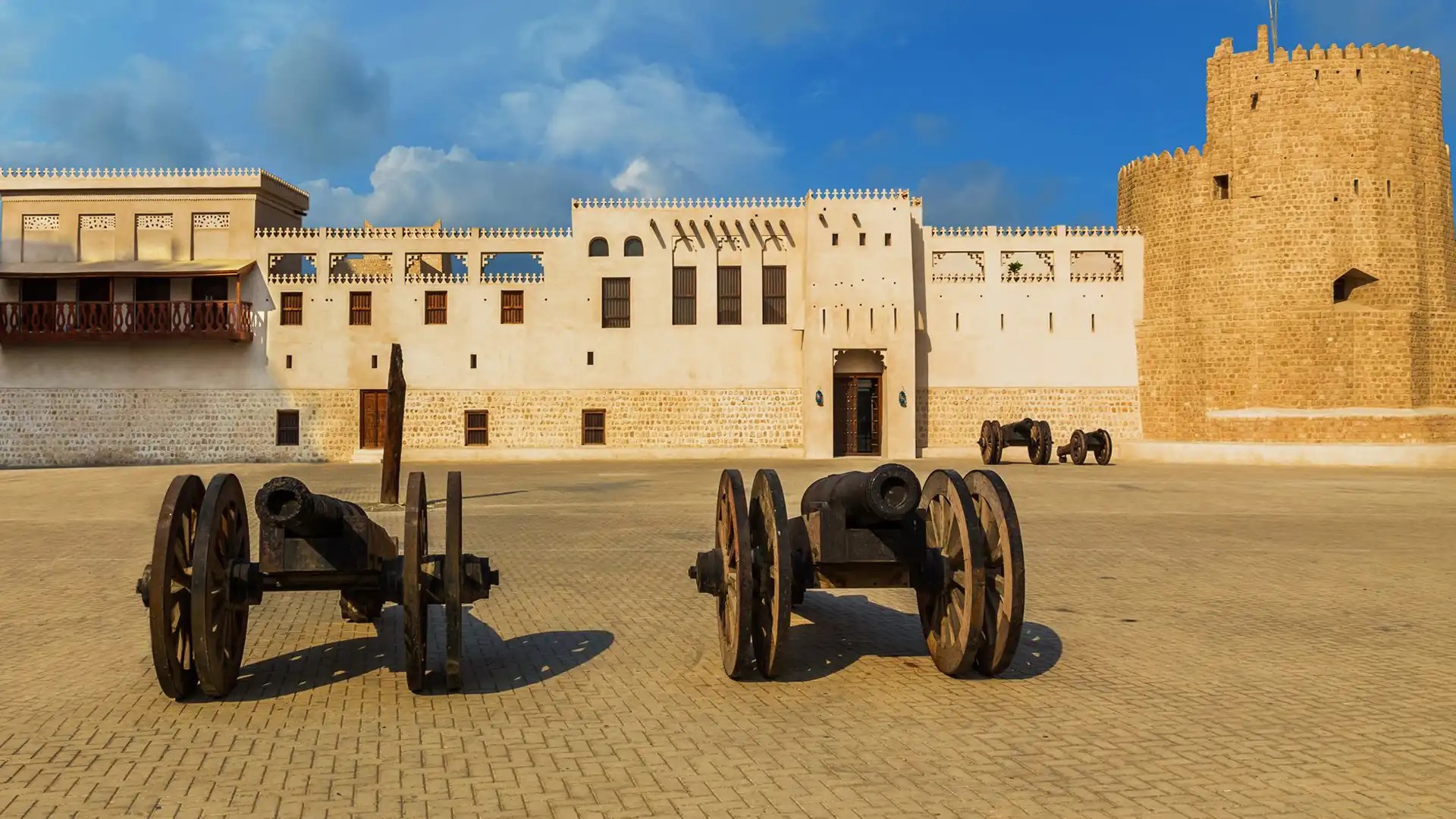 Sharjah Fort (Al Hisn)