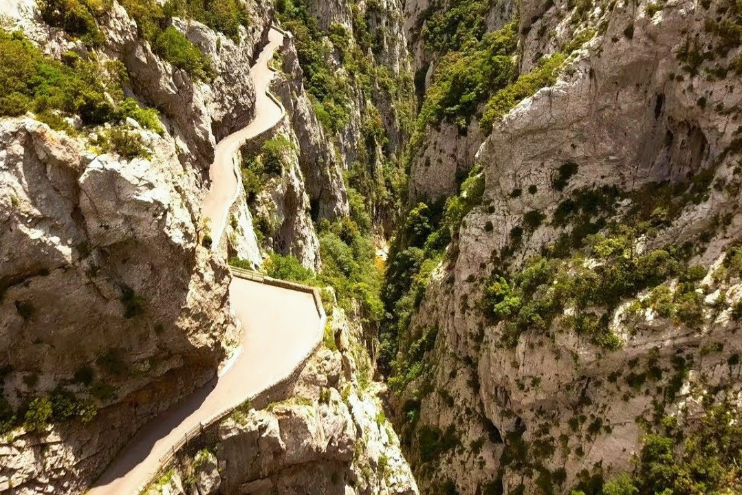 Galamus Gorge Road