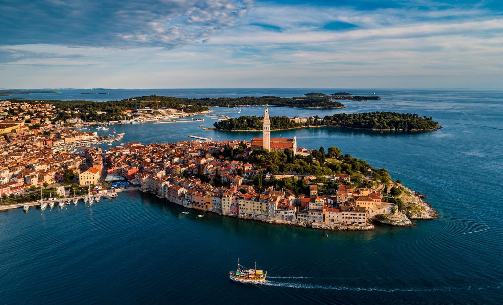 Umag port activities