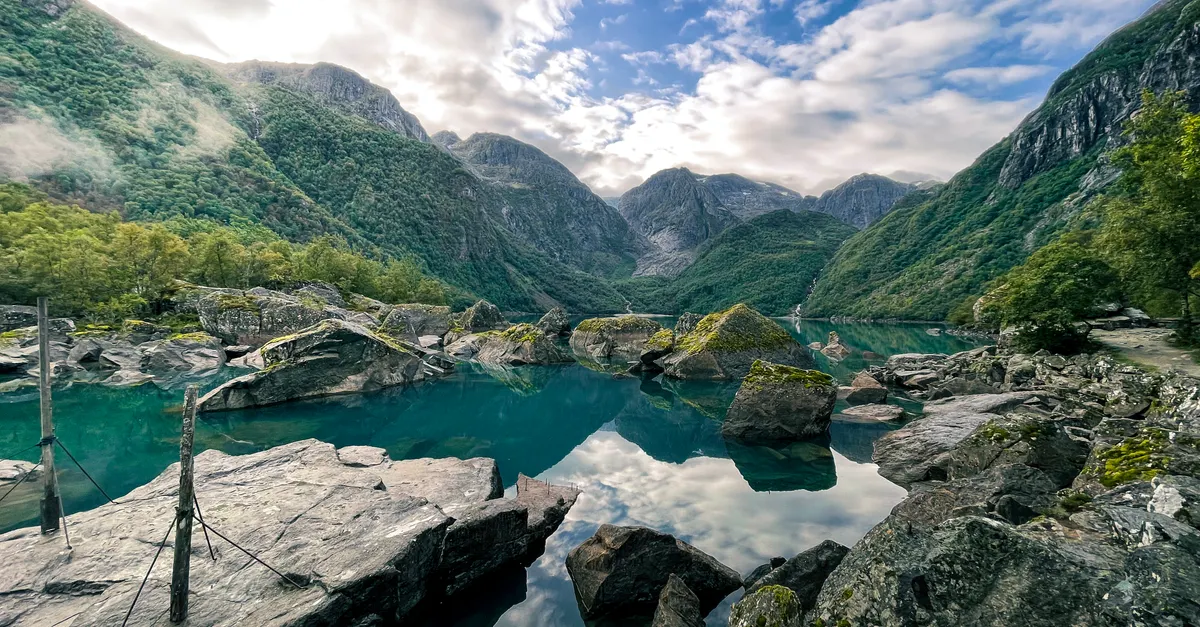 Bondhusbreen Glacier