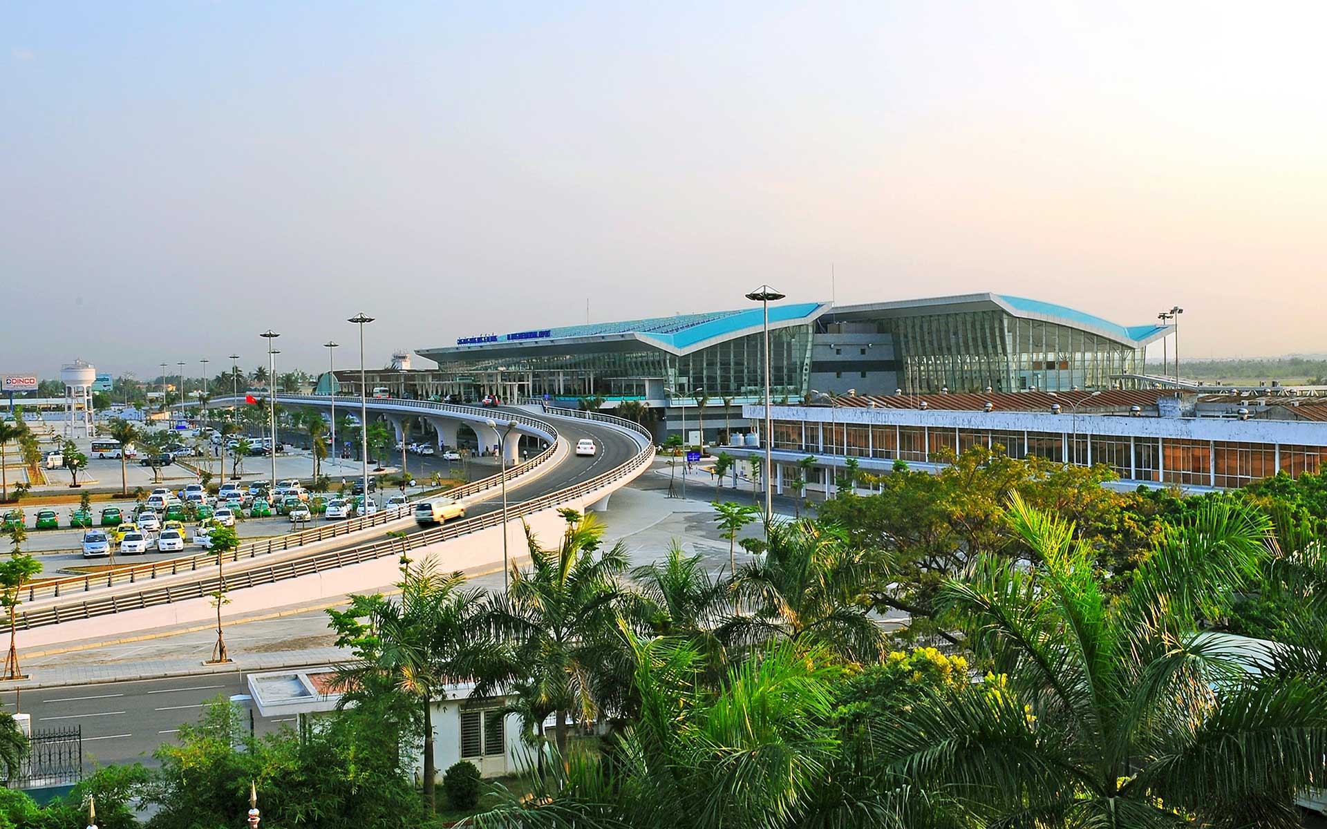 Terminal Departure Curbside