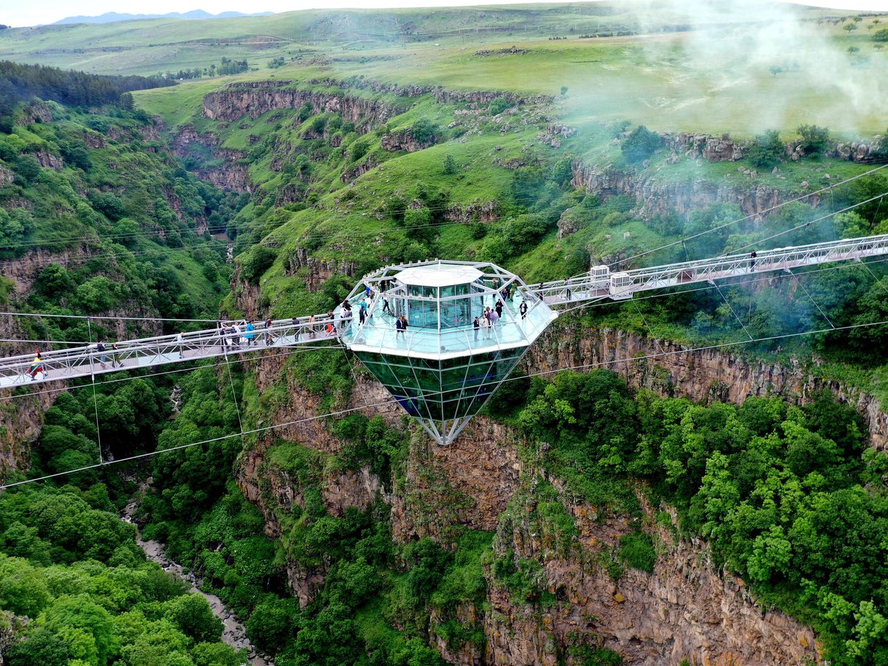 Diamond Bridge