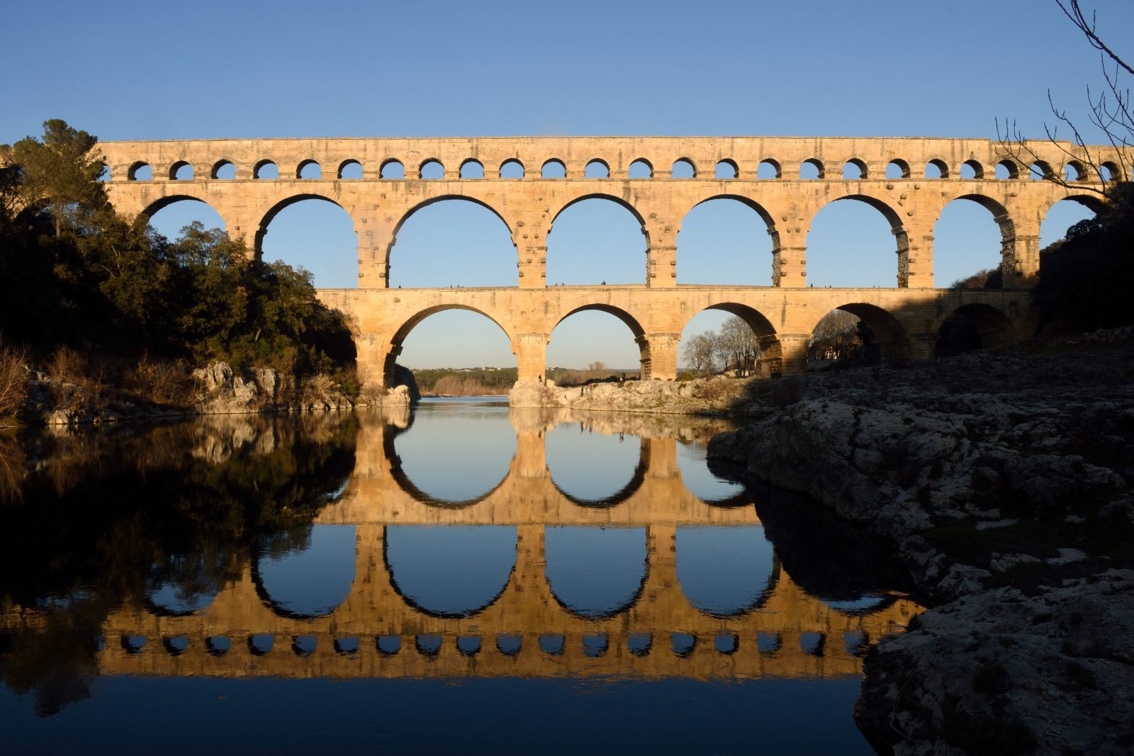 Pont Julien