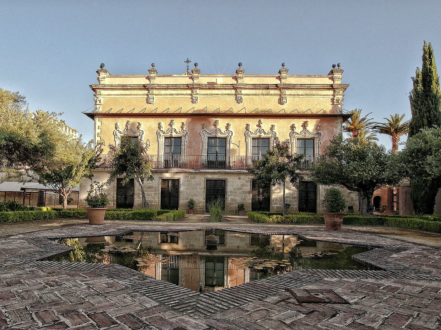 Palace of Villavicencio Facade