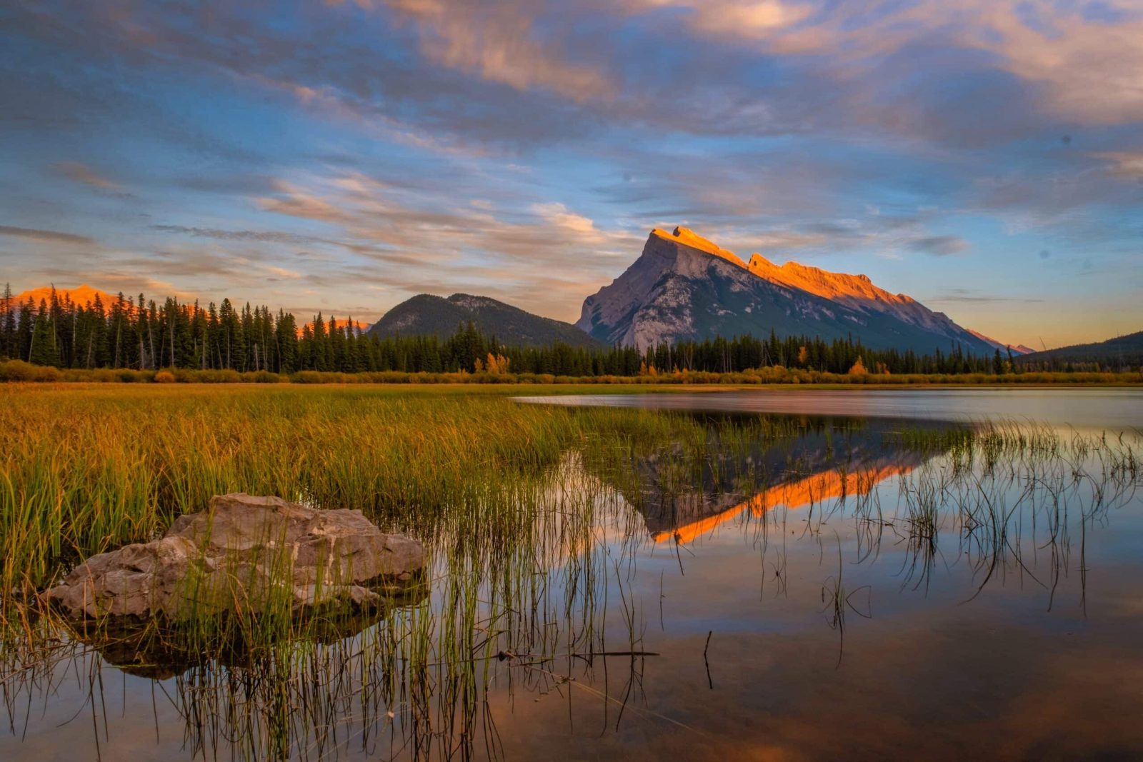Vermilion Lakes Corridor