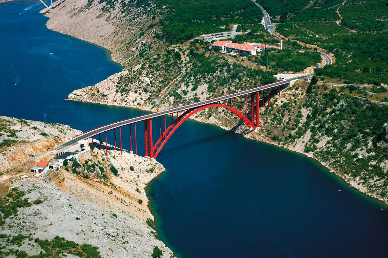 Bridge Mid-Span Viewpoint