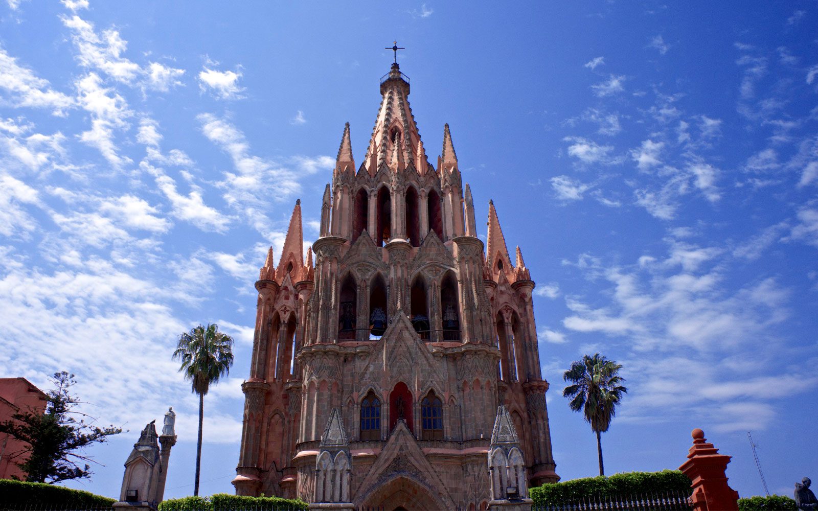 Parroquia de San Miguel Arcángel Terrace