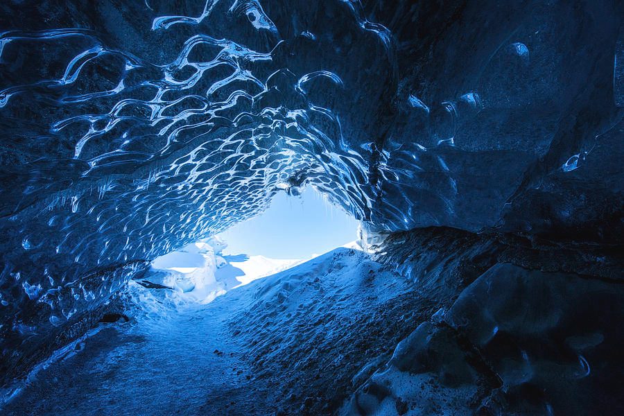 Bogdanovich Glacier and Oktyabrskaya Cave Hike