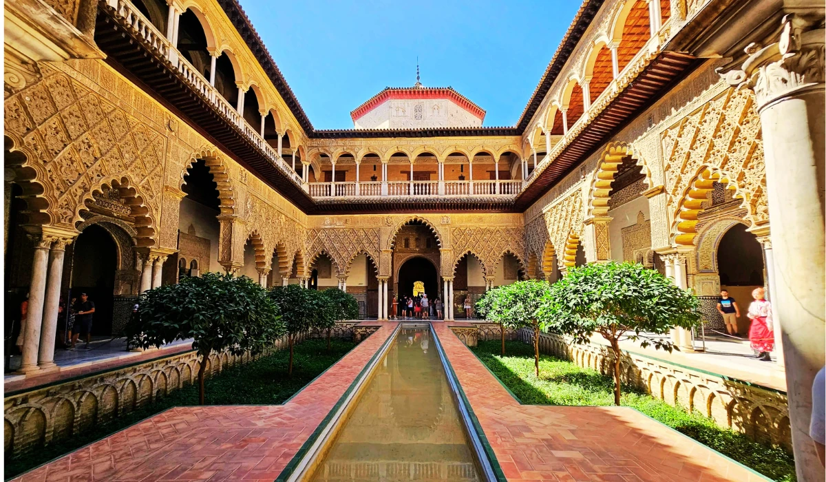 Real Alcázar & Seville Cathedral Combo Tours