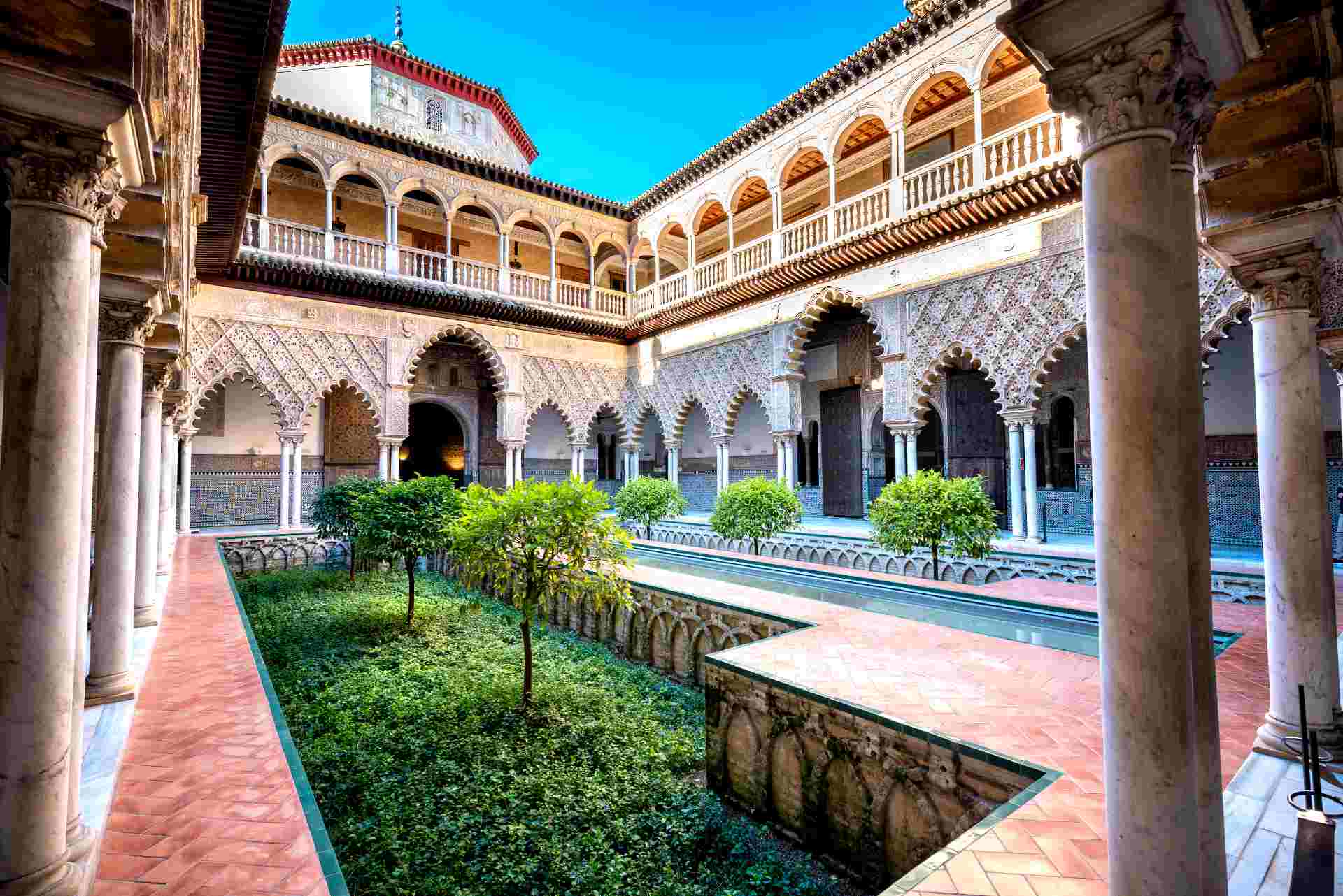 Real Alcázar Private Tours