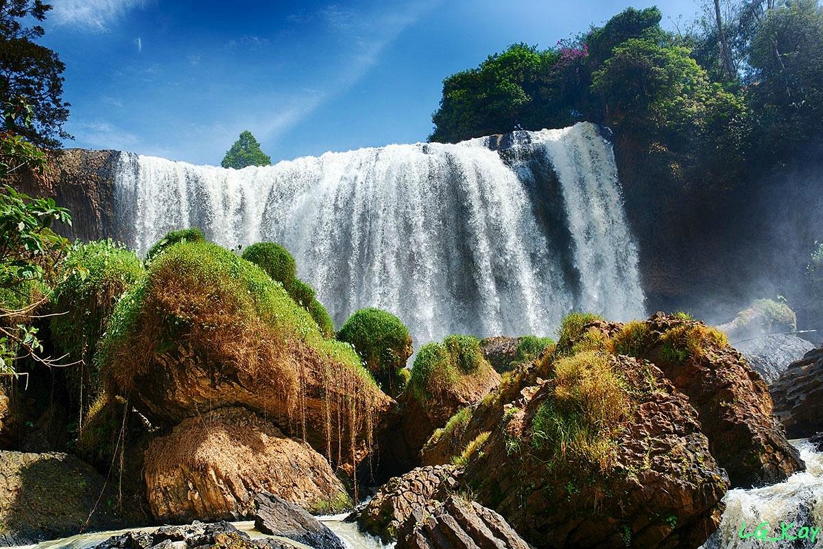 Elephant Waterfall