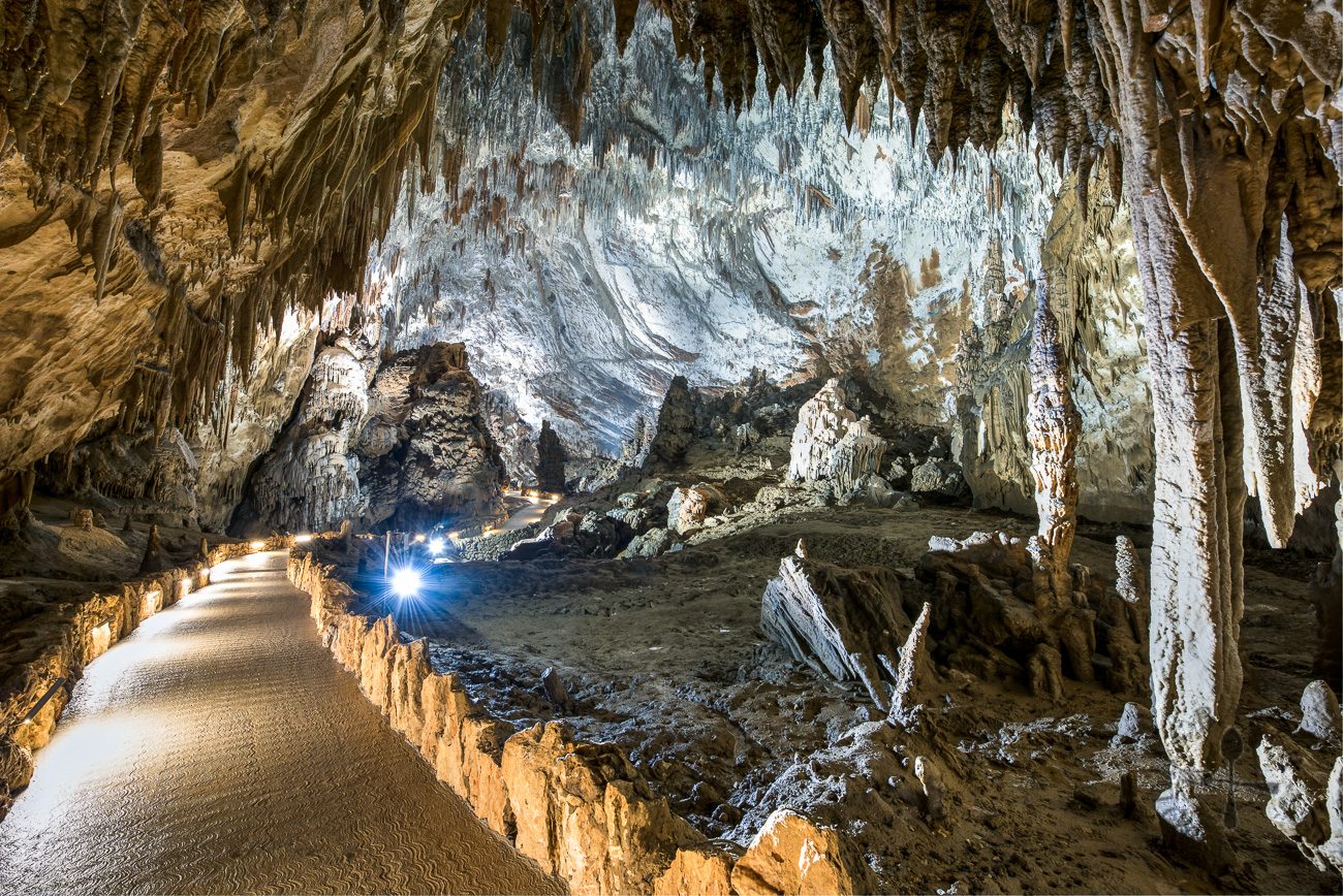 Silent Cave (Tiha jama)