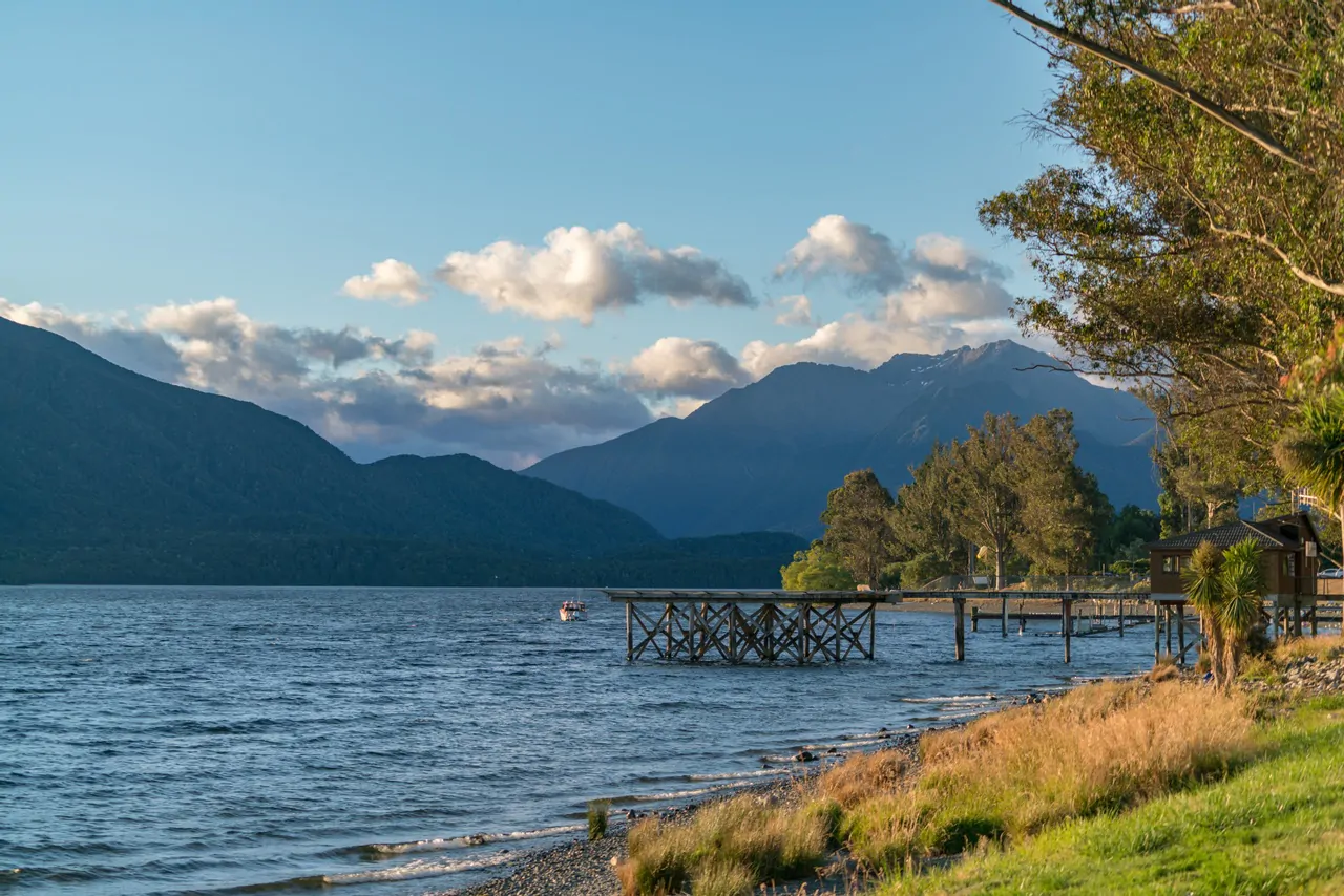 Lake Te Anau Outlet
