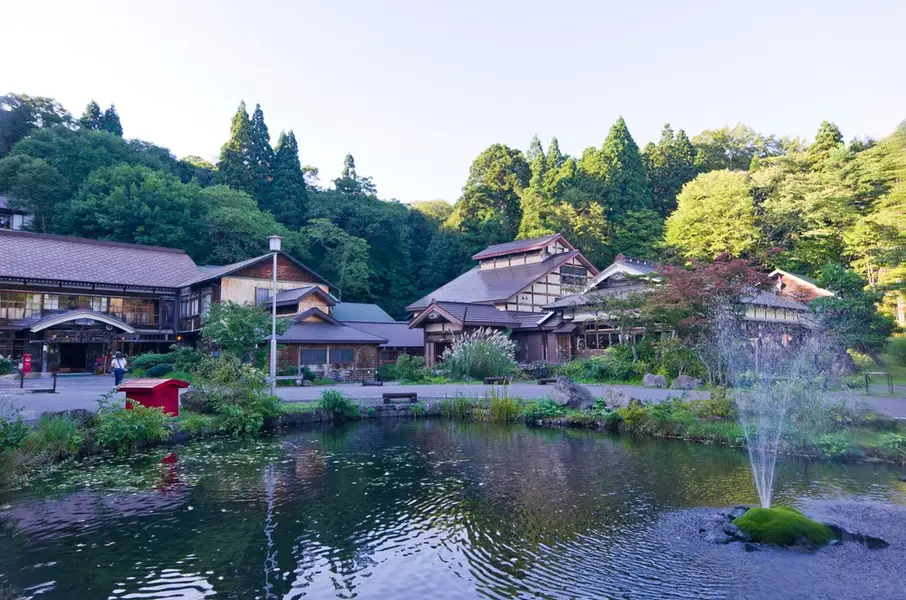 Tsuta Onsen