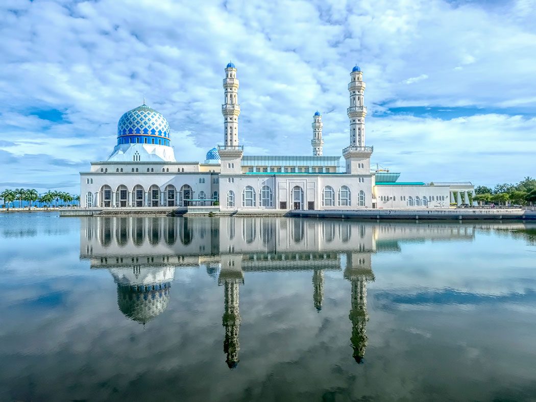 Sabah State Mosque