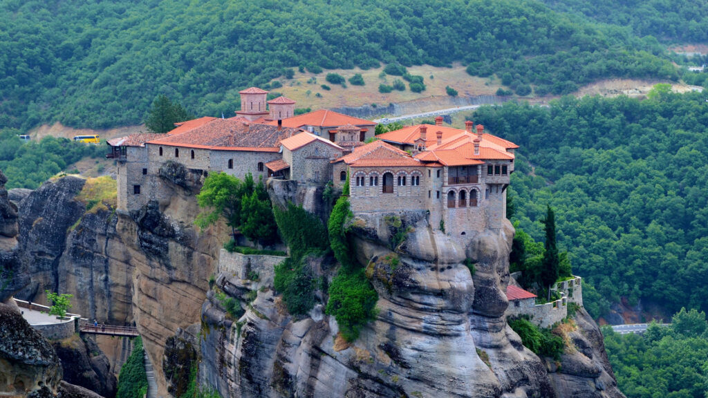 Exploración del Monasterio de Varlaam