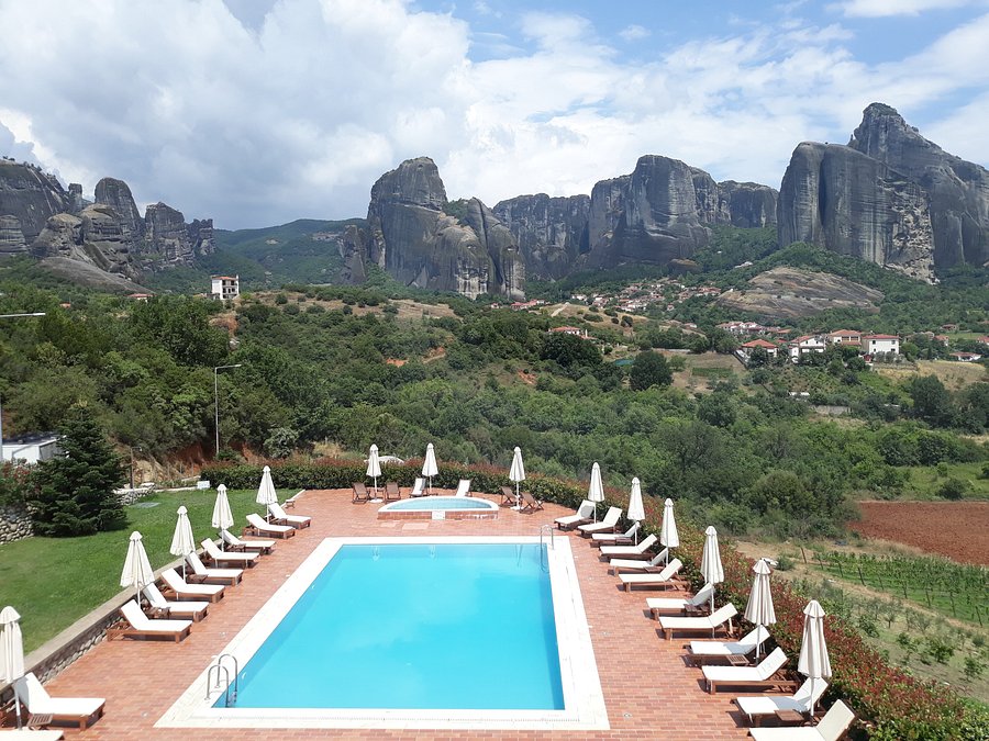 Grand Meteora Hotel