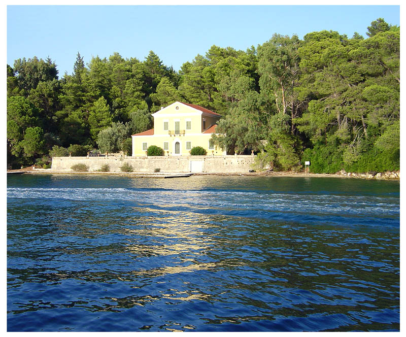 Madouri Island